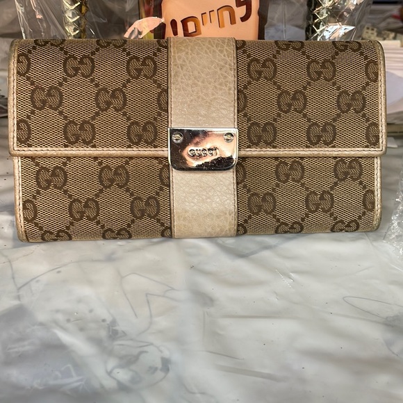 GUCCI VINTAGE SIGNATURE WALLET BLACK FRIDAY SPECIAL (FREE GIFT 🎁 FOR ONE WEEK ) - Picture 6 of 9